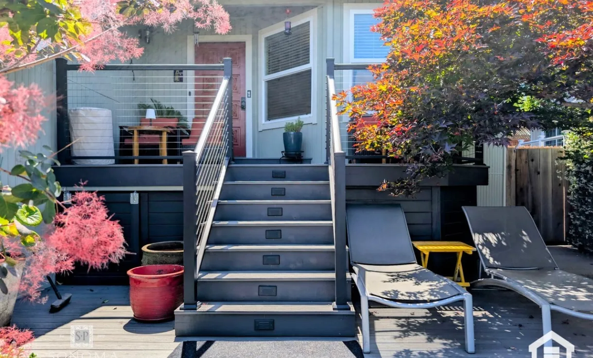 689 Cherry Ln, Sonoma, CA 95476